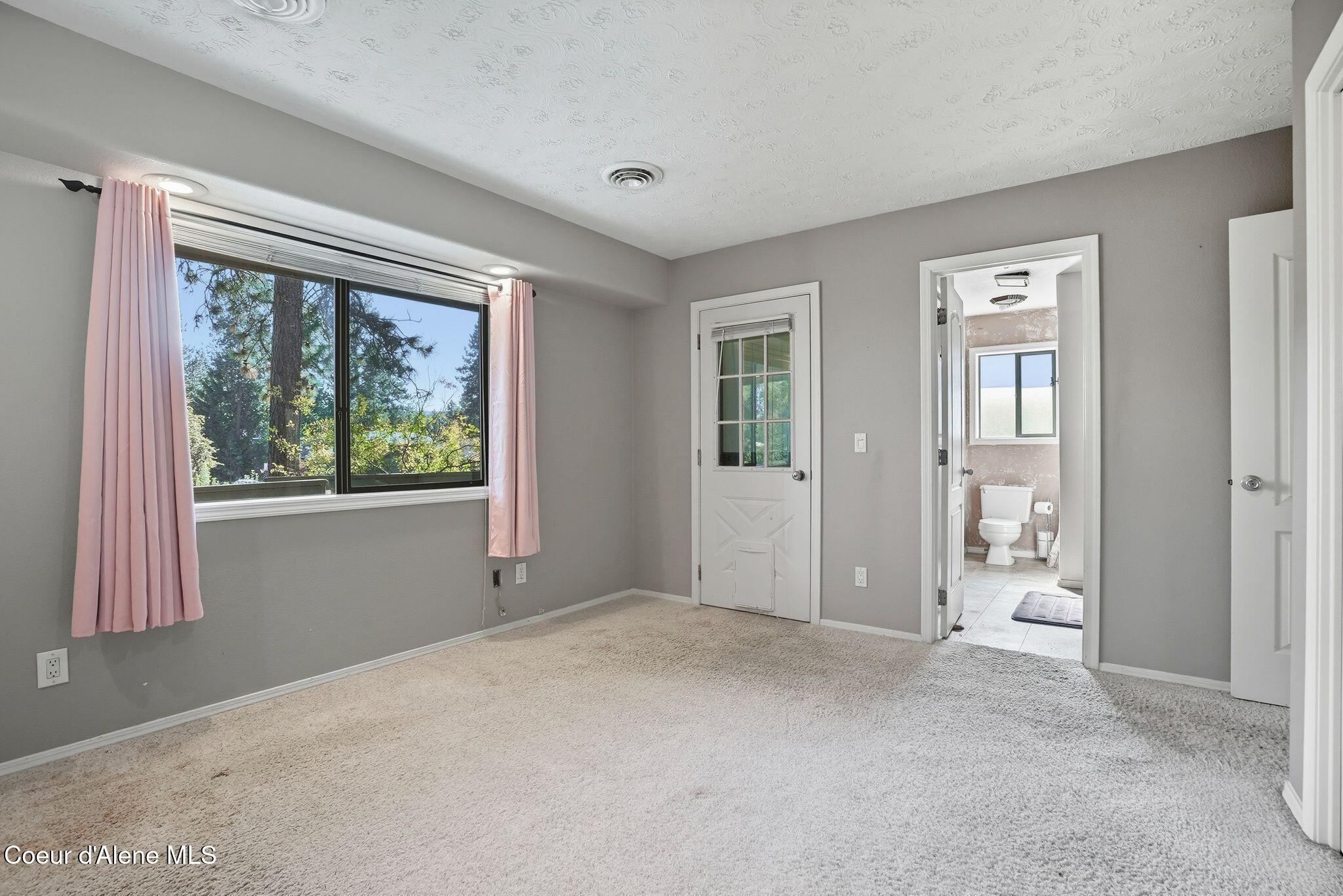 119 David Court Post Falls, ID 83854 - Photo 18 of 47 Inside-Spokane-David-18