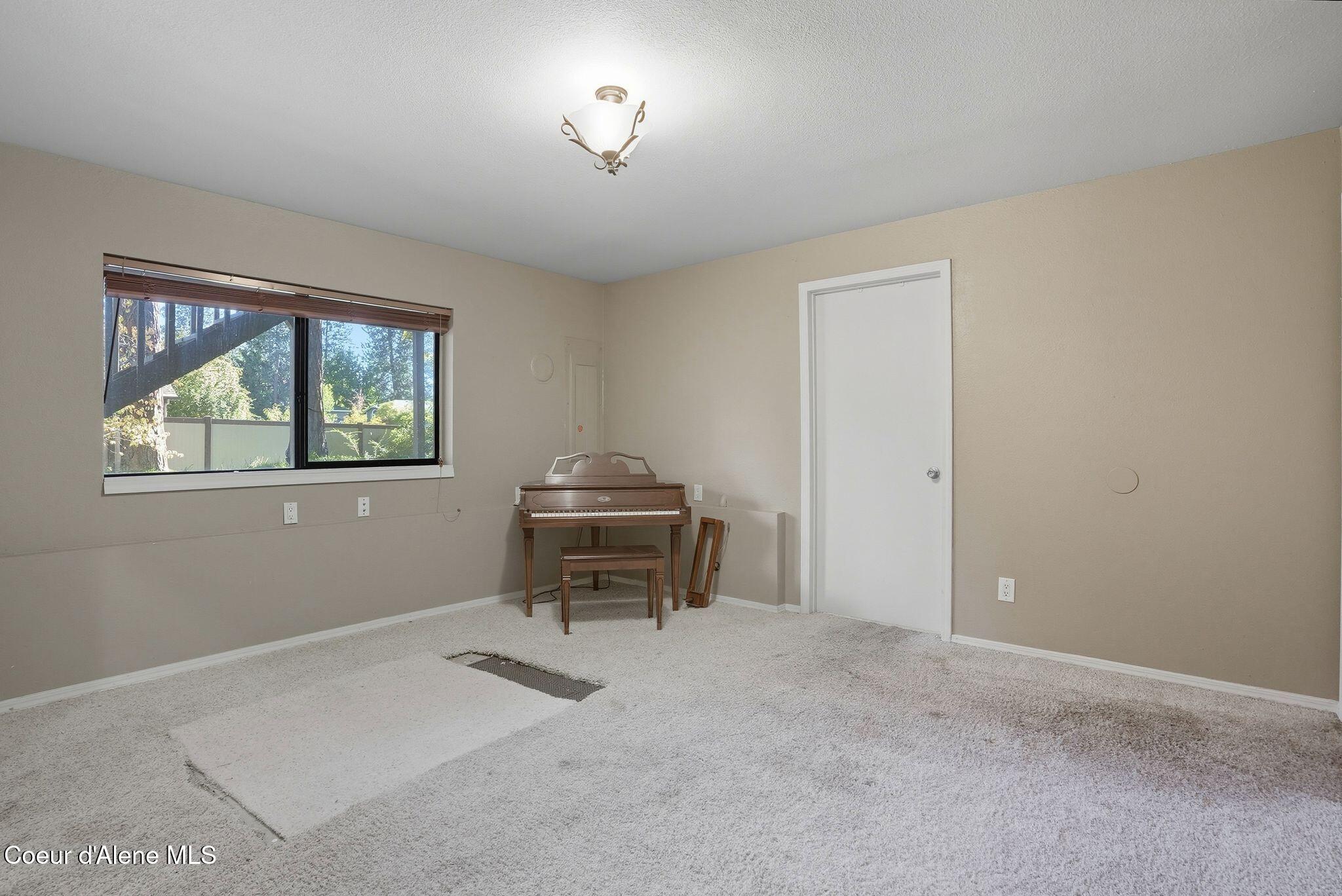 119 David Court Post Falls, ID 83854 - Photo 25 of 47 Inside-Spokane-David-25