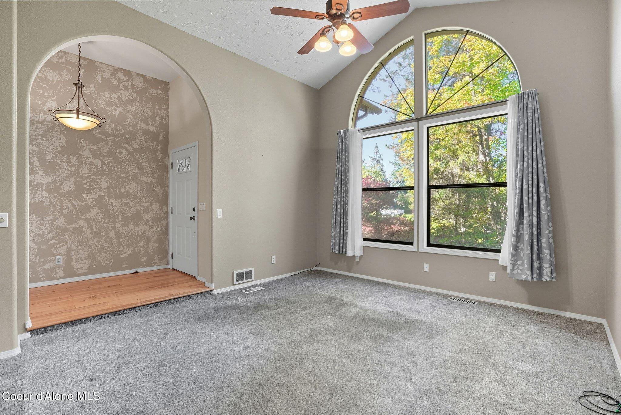 119 David Court Post Falls, ID 83854 - Photo 6 of 47 Inside-Spokane-David-6