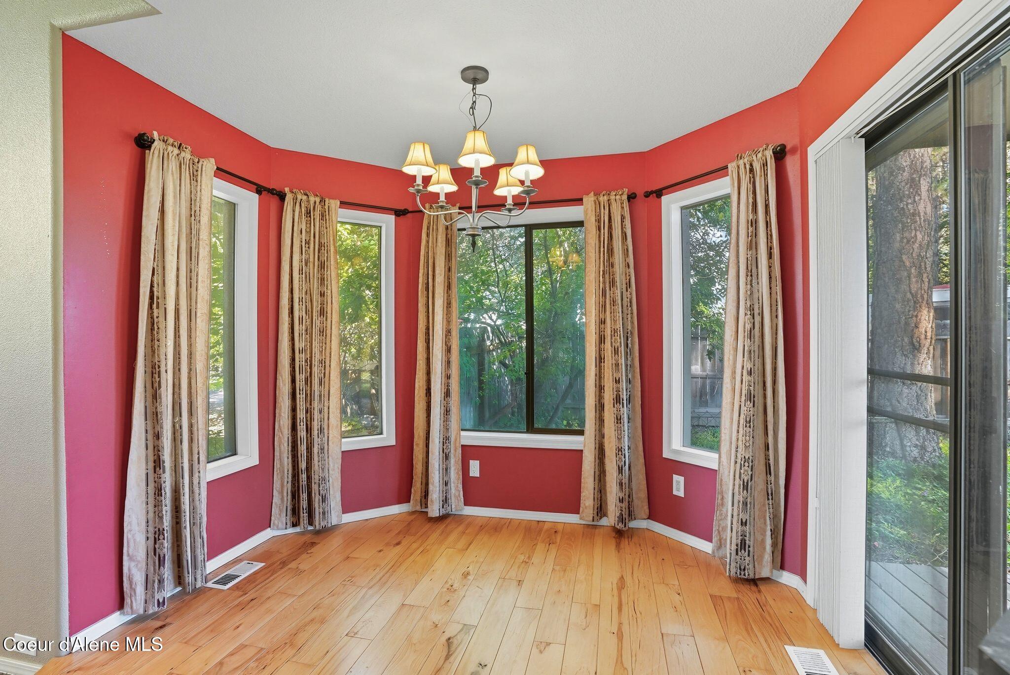 119 David Court Post Falls, ID 83854 - Photo 9 of 47 Inside-Spokane-David-9