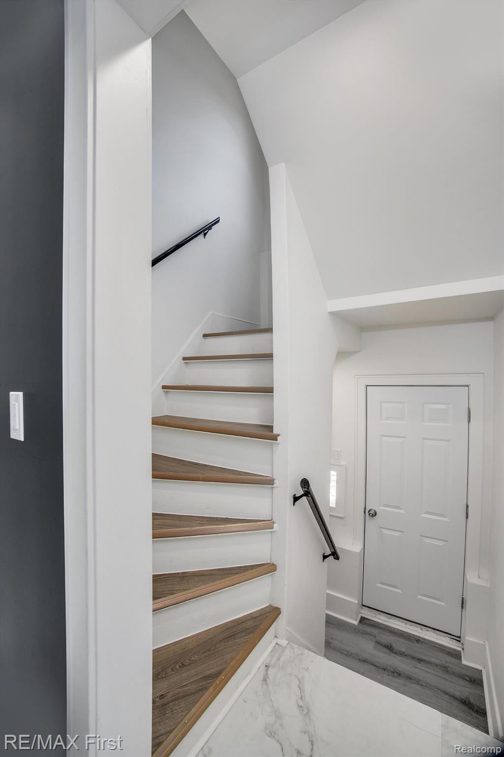 3437 Devonshire Road Detroit, MI 48224 - Photo 16 of 19 Gallery Image 16