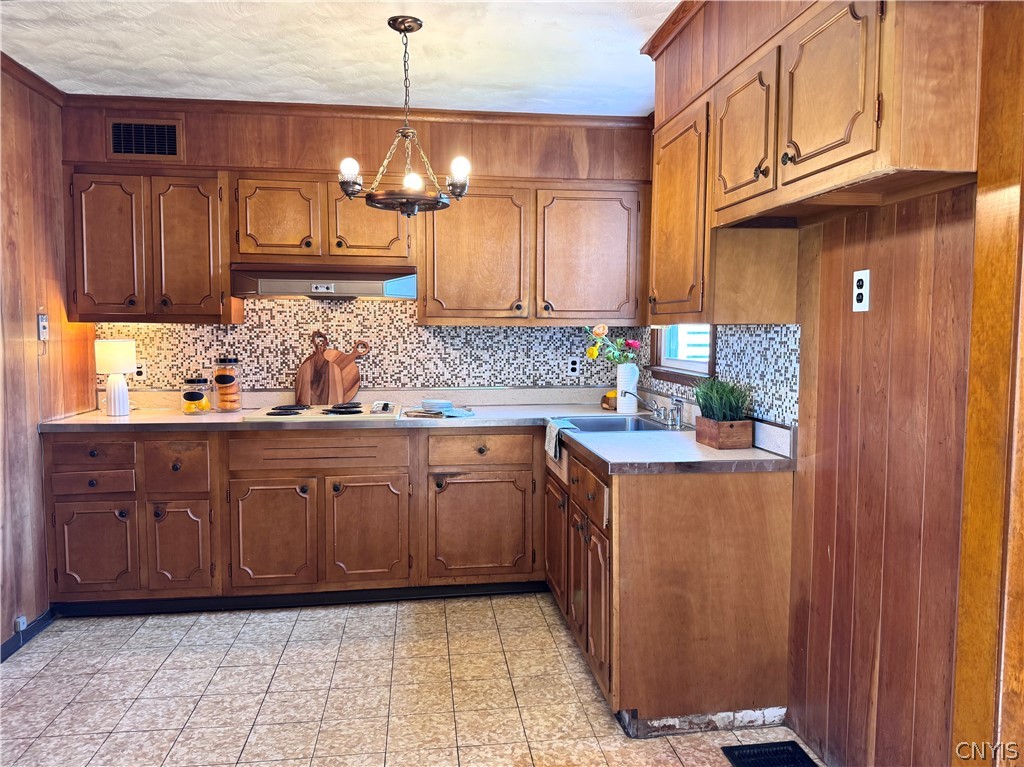 501 Oakwood Street Rome, NY 13440 - Photo 5 of 16