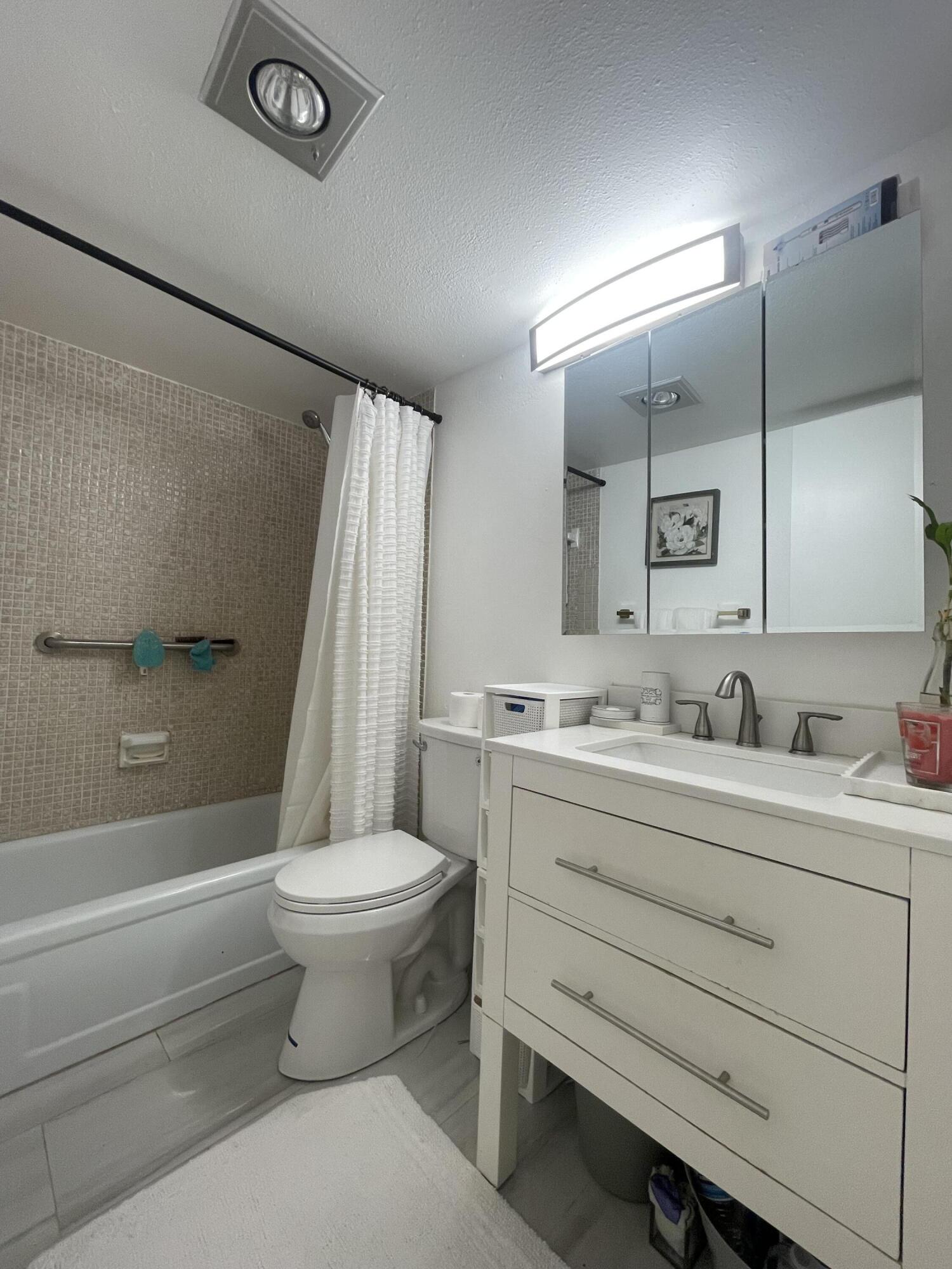 49 Mansfield B Boca Raton, FL 33434 - Photo 12 of 31 IMG_0372 (1)