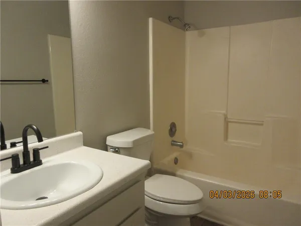 $975 | 1755 Gordon Drive, Unit 3, Kingman, AZ 86409