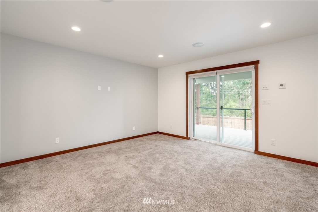 952 Lyle Ridge Circle Oak Harbor, WA 98277 - Photo 13 of 25 Gallery Image 13