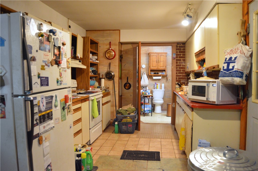 11 Buckeye Brook Road Charlestown, RI 02813 - Photo 36 of 43 Kitchen