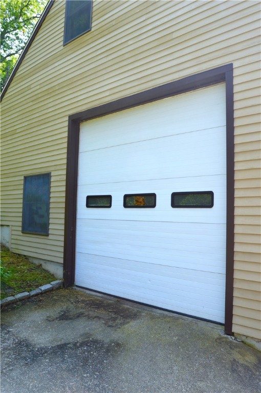 11 Buckeye Brook Road Charlestown, RI 02813 - Photo 5 of 43