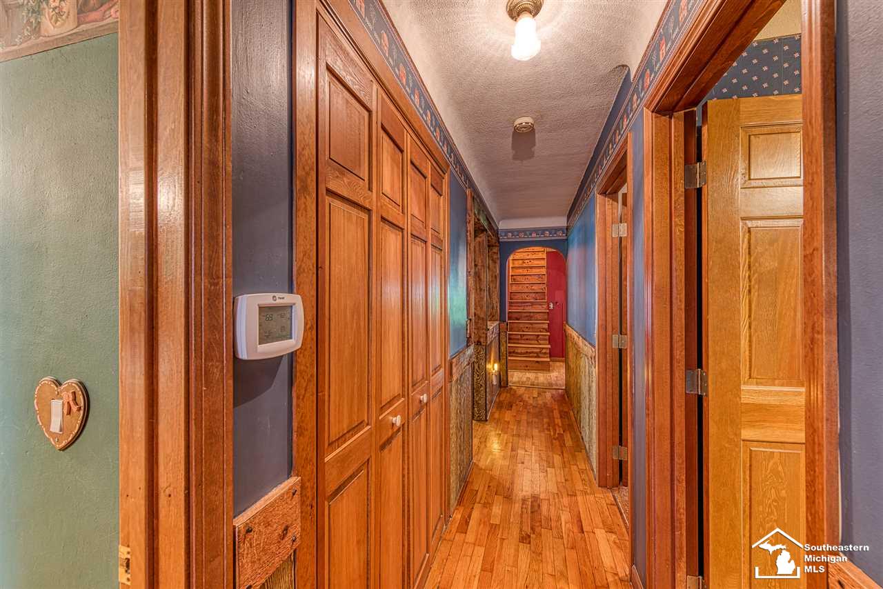 18065 Albain Road Petersburg, MI 49270 - Photo 15 of 21 31381391-14.JPG