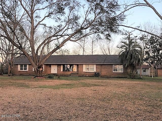 5794 Old U S Road Malone, FL 32445 - Photo 1 of 20