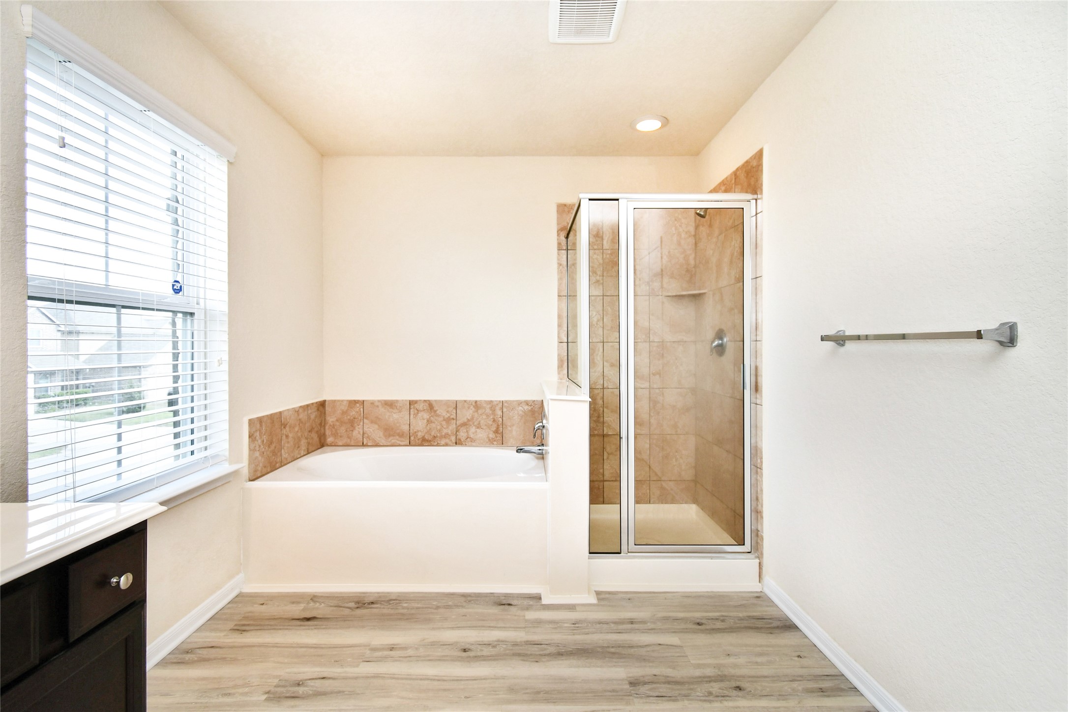 3227 Thicket Path Way Katy, TX 77493 - Photo 22 of 40 a view of a bathtub in a room