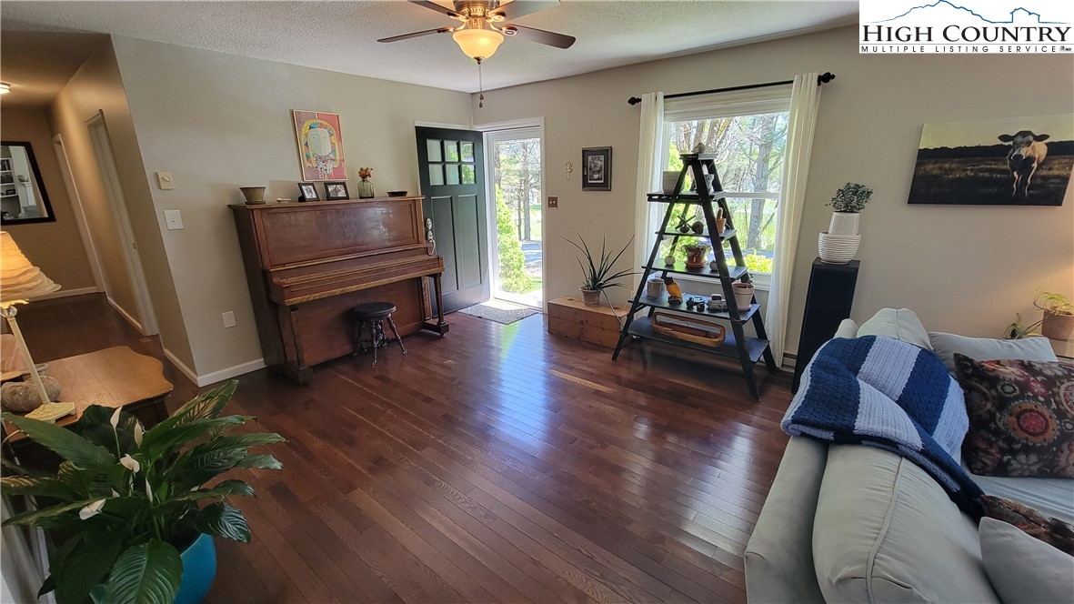 142 Lomax Street Boone, NC 28607 - Photo 6 of 17 Gallery Image 6
