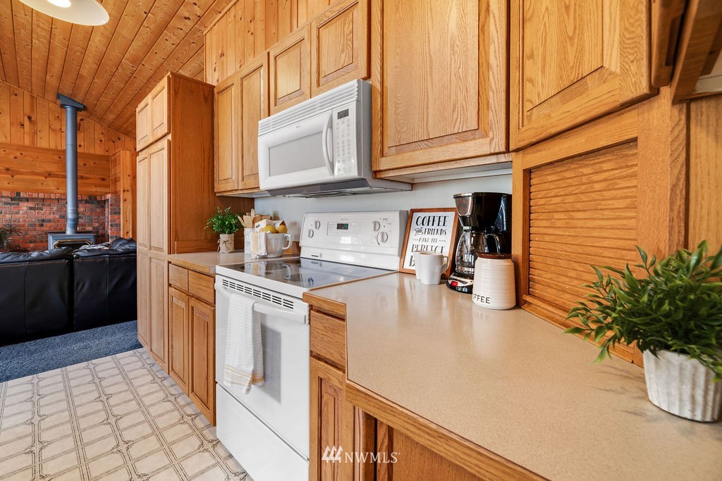2806 Cavalero Road Lake Stevens, WA 98258 - Photo 13 of 37 Gallery Image 13