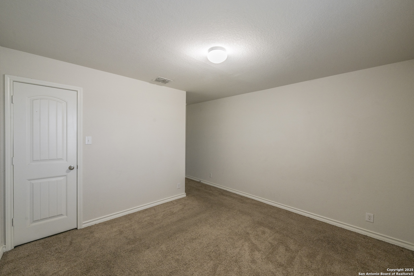 5914 Lazo Valley San Antonio, TX 78244 - Photo 35 of 40 a view of an empty room