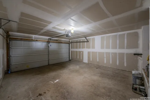 a view of an empty garage