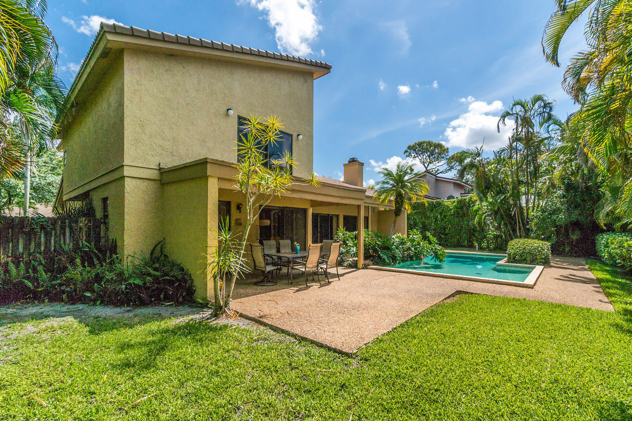 2647 Northwest 41st Street Boca Raton, FL 33434 - Photo 25 of 41 Backyard