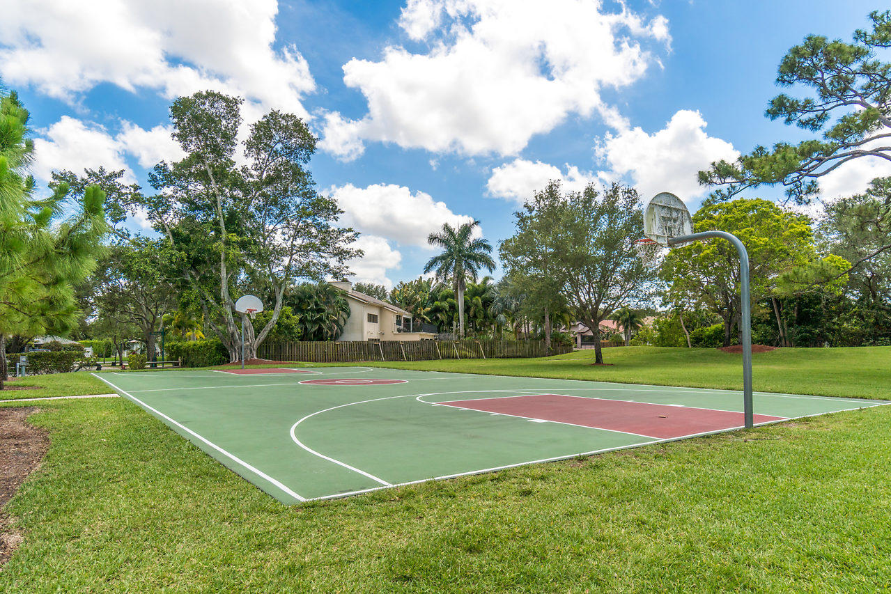 2647 Northwest 41st Street Boca Raton, FL 33434 - Photo 30 of 41 Basketball