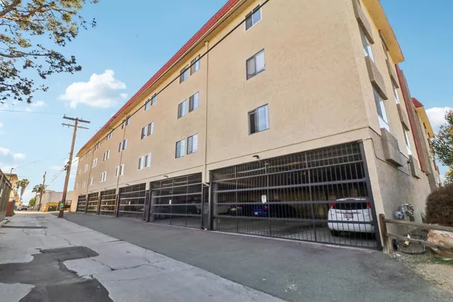 $465,000 | 3535 Monroe Avenue, Unit 5, San Diego, CA 92116