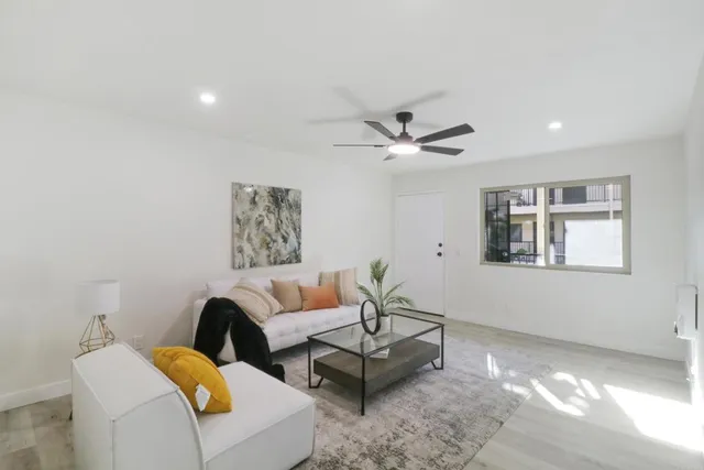 $465,000 | 3535 Monroe Avenue, Unit 5, San Diego, CA 92116