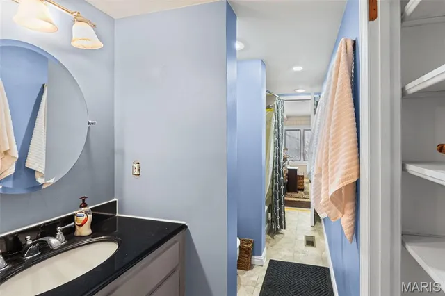 $370,000 | 4464 McPherson Avenue, Unit 3B, St. Louis, MO 63108