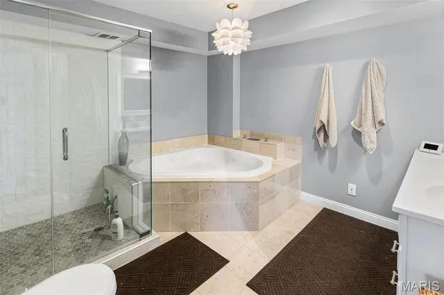 $370,000 | 4464 McPherson Avenue, Unit 3B, St. Louis, MO 63108