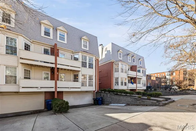 $370,000 | 4464 McPherson Avenue, Unit 3B, St. Louis, MO 63108