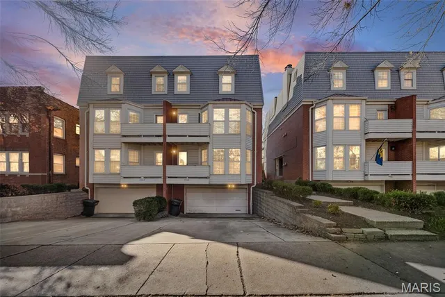 $370,000 | 4464 McPherson Avenue, Unit 3B, St. Louis, MO 63108