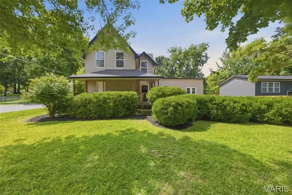 $260,000 | 90 West 3rd Street, Pevely, MO 63070