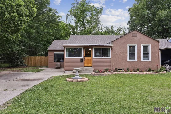 $1,700 | 368 South Ardenwood Drive, Baton Rouge, LA 70806
