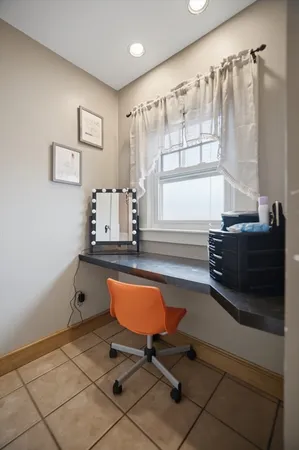 $349,999 | 156 Farnsworth Street, Chicopee, MA 01013