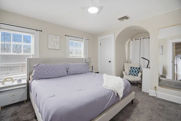 $349,999 | 156 Farnsworth Street, Chicopee, MA 01013