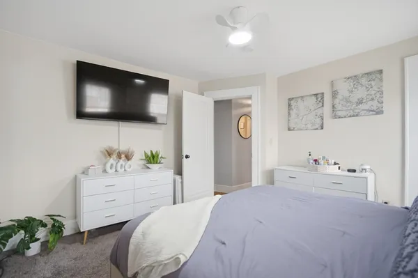 $349,999 | 156 Farnsworth Street, Chicopee, MA 01013