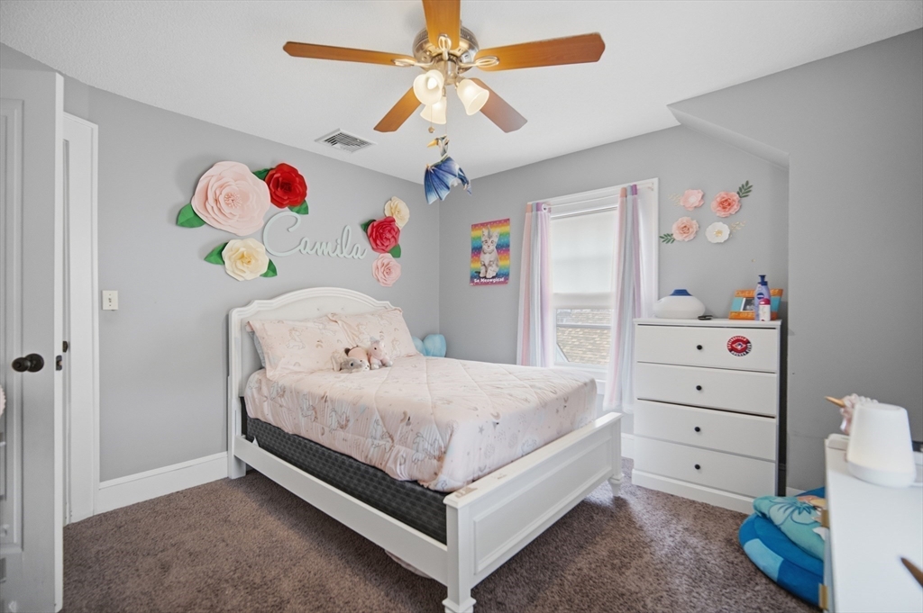 156 Farnsworth Street Chicopee, MA 01013 - Photo 23 of 37