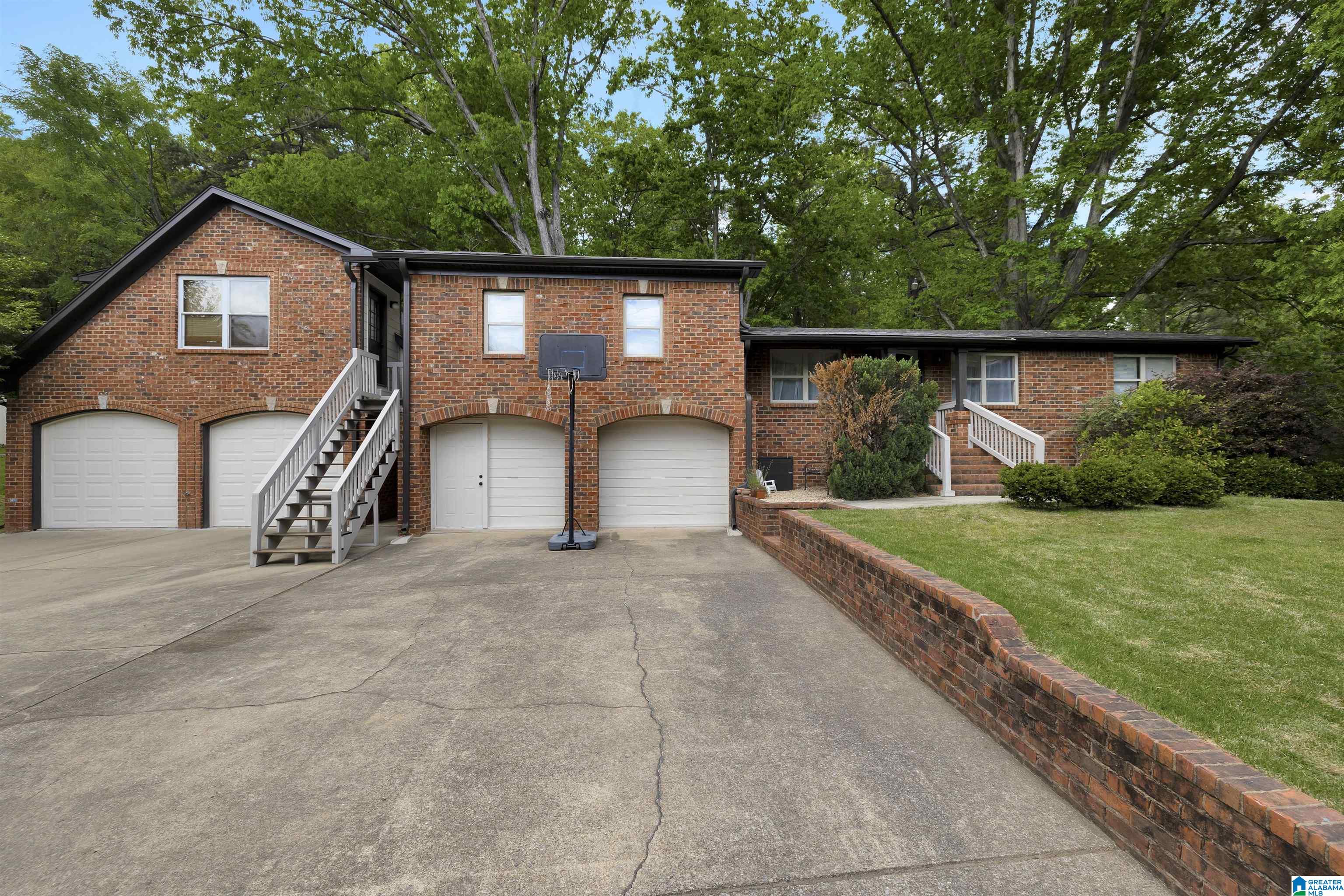 1055 County Road 72 Pelham, AL 35124 - Photo 8 of 38