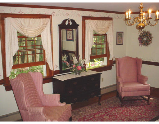 90 Newell Road Holden, MA 01520 - Photo 13 of 17 Gallery Image 13