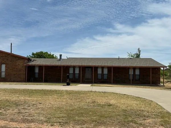 $250,000 | 108 Jennie Lane, Borger, TX 79007