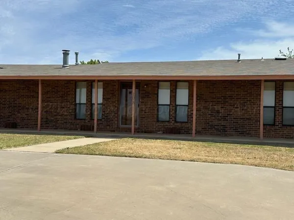 $250,000 | 108 Jennie Lane, Borger, TX 79007