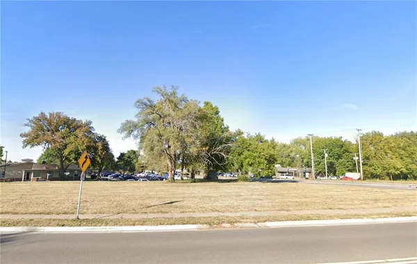 $159,999 | 111000 West 65th Street, Shawnee, KS 66216