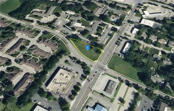 $159,999 | 111000 West 65th Street, Shawnee, KS 66216