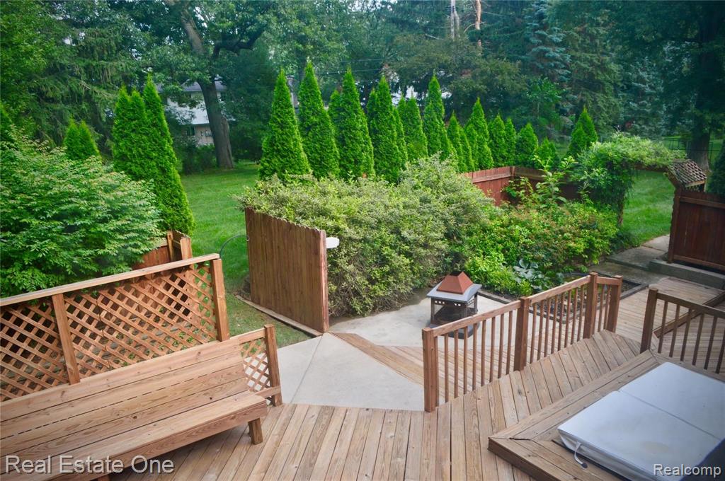 735 Leinster Road Rochester Hills, MI 48309 - Photo 18 of 22
