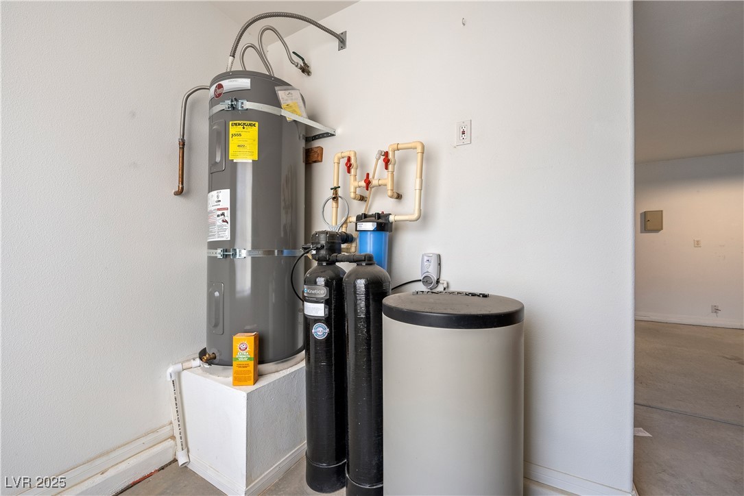 3581 Ranger Way Pahrump, NV 89048 - Photo 14 of 57 Utilities featuring water heater, and water softner