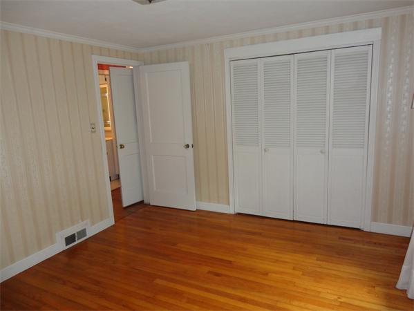 499 Somers Road East Longmeadow, MA 01028 - Photo 11 of 16 Gallery Image 11