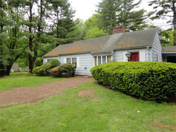 499 Somers Road East Longmeadow, MA 01028 - Photo 3 of 16 Gallery Image 3