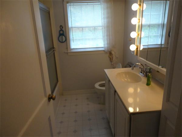 499 Somers Road East Longmeadow, MA 01028 - Photo 8 of 16 Gallery Image 8