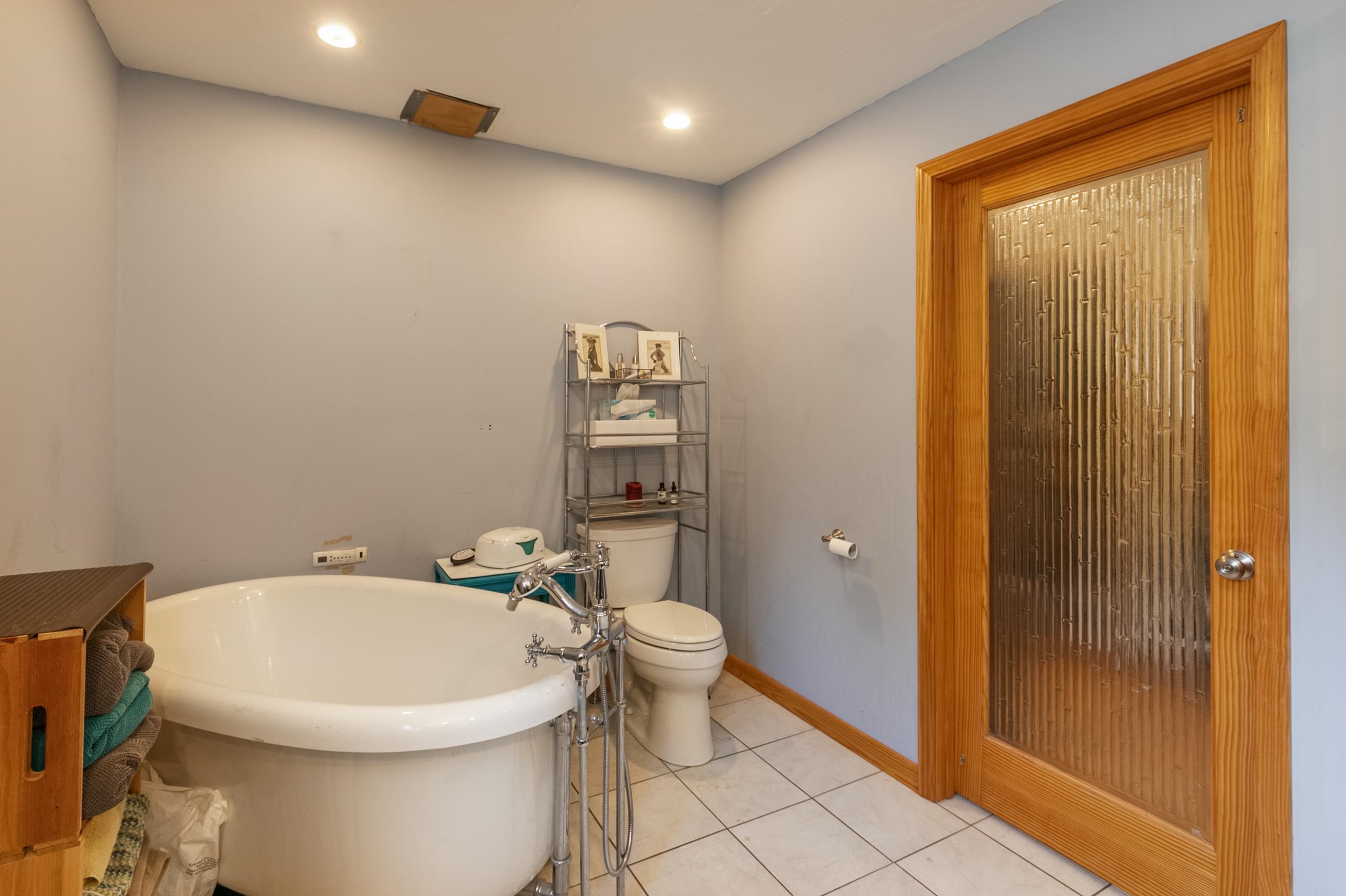 277 SW Road Canterbury, NH 03224 - Photo 9 of 40