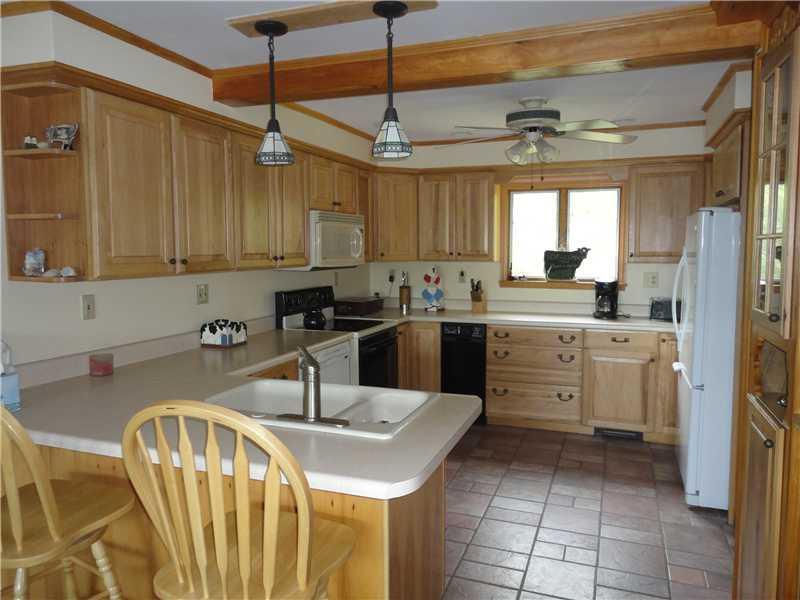 114 Pine Point Road Oxford, ME 04270 - Photo 10 of 26 Kitchen.