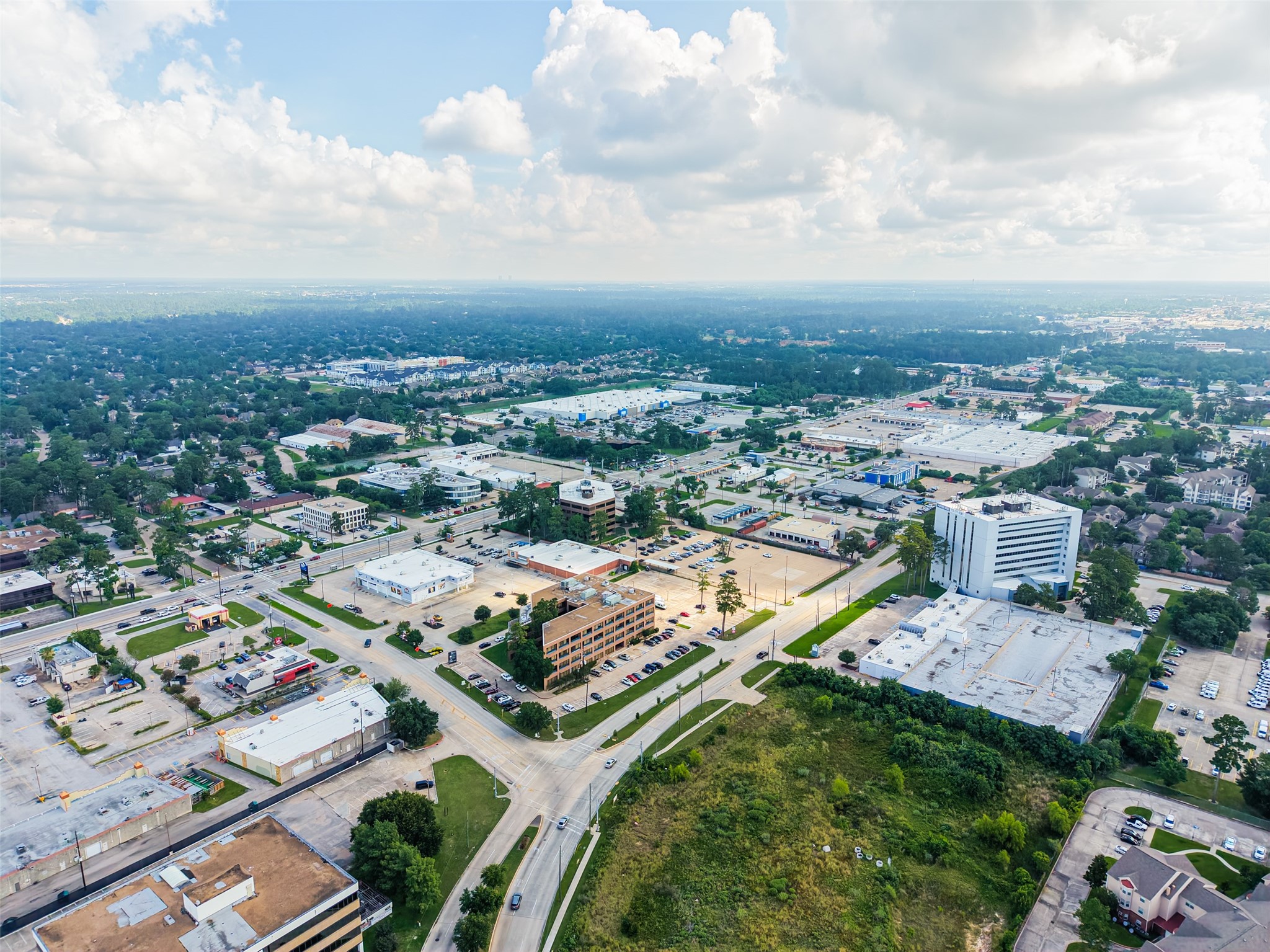 15000 Bammel North Houston Road Houston, TX 77014 - Photo 37 of 37 an aerial view of a city with lots of residential buildings
