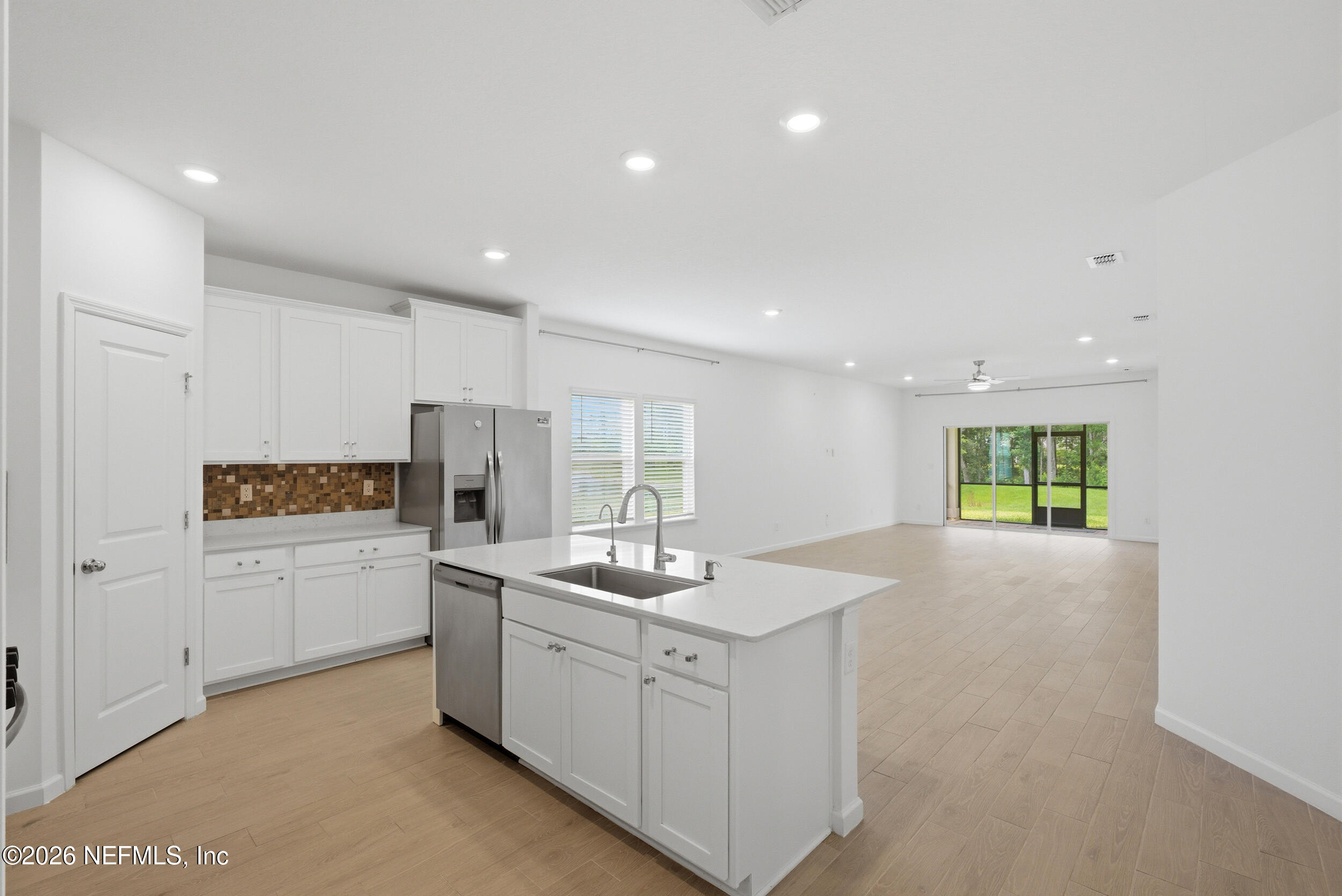 35 White Rabbit Run St. Augustine, FL 32092 - Photo 7 of 48 kitchen