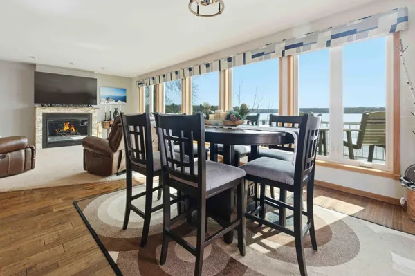 $989,000 | 2509 320th Street, Cushing, MN 56443