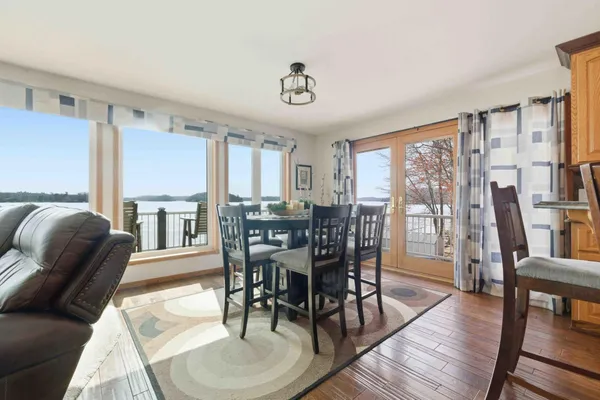 $989,000 | 2509 320th Street, Cushing, MN 56443