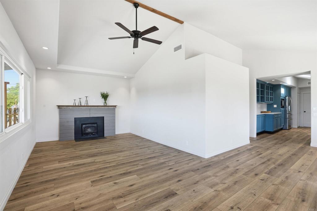 535 Minnesota Avenue Fallbrook, CA 92028 - Photo 14 of 37 Wood burning!